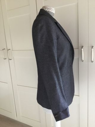 Americana Massimo Dutti azul. Muy buena calidad