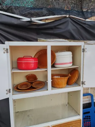 Alacena vintage madera y cristal