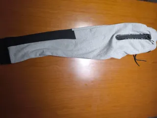 Pantalones Nike Tech Fleece Gris