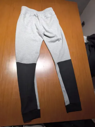 Pantalones Nike Tech Fleece Gris