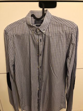 Lote 10 camisas talla S o M de Zara o Springfield.