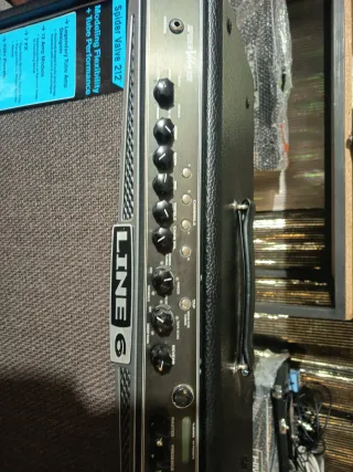 Amplificador Line 6 Spider Valve 212
