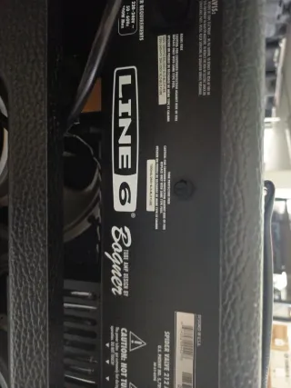 Amplificador Line 6 Spider Valve 212