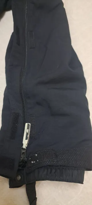 Pantalones de esquí negros con tirantes