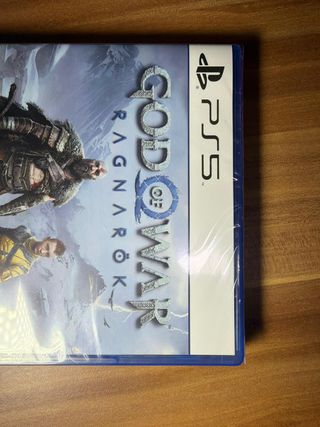 God of War Ragnarök sigillato per PS5