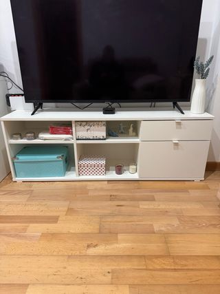 Mesa TV IKEA 146x37x50 cm