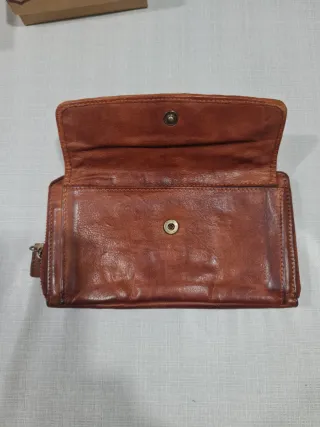 Portafoglio in pelle intrecciata marrone