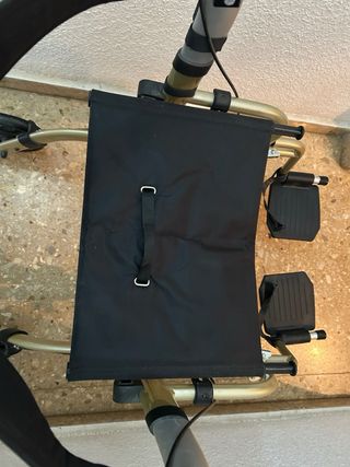 Andador 2 en 1 con asiento
