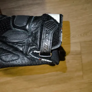 Guantes de moto Dainese de piel