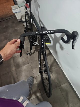 Bicicleta de carretera Canyon