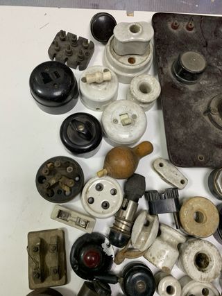 Lote Antiguo Enchufes, Timbres, Aislantes