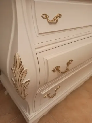 Cómoda Bombe Restaurada Estilo Francés