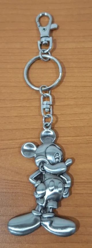 Llaveros Mickey y Minnie Disney Acero