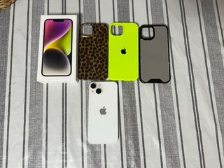 iPhone 14 Blanco + 3 Fundas