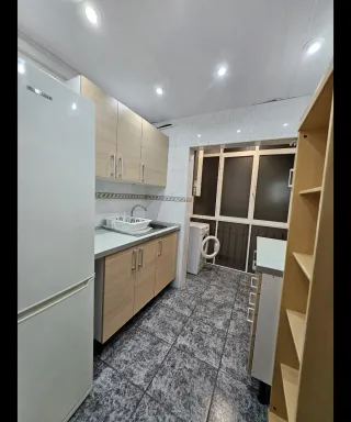 ALQUILER DE HABITACION DOBLE  EN PISO COMPARTIDO