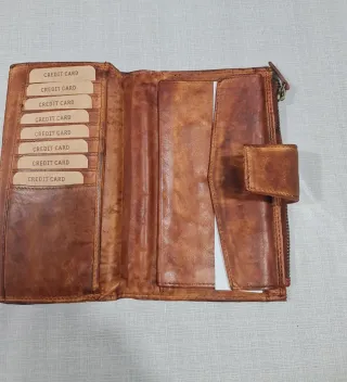 Portafoglio in pelle intrecciata