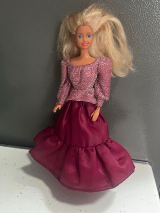 Barbie con abito vintage congost, Mattel