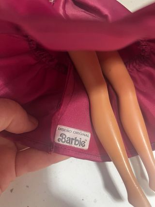 Barbie con abito vintage congost, Mattel