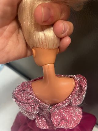 Barbie con abito vintage congost, Mattel