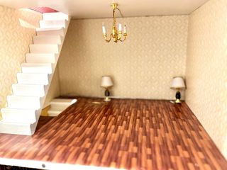 Casa de muñecas victoriana de madera