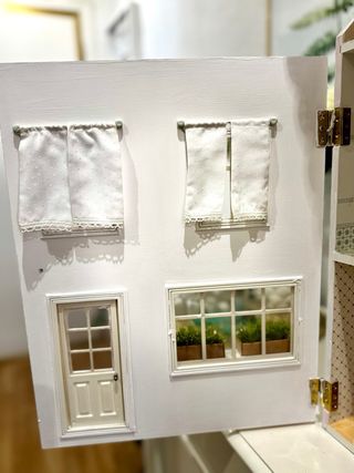 Casa de muñecas victoriana de madera