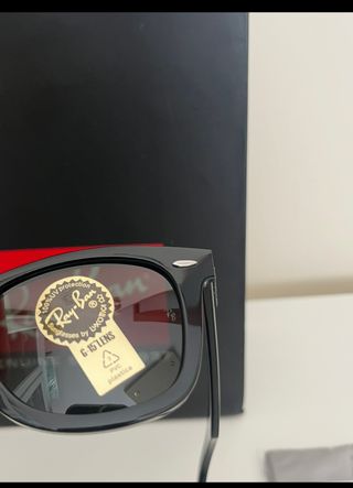Ray-Ban Wayfarer RB2140 Occhiali da Sole Neri