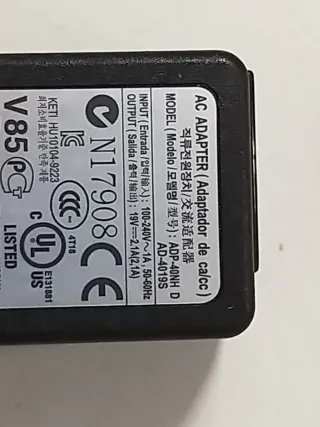 Cargador Delta Electronics ADP-40NH D