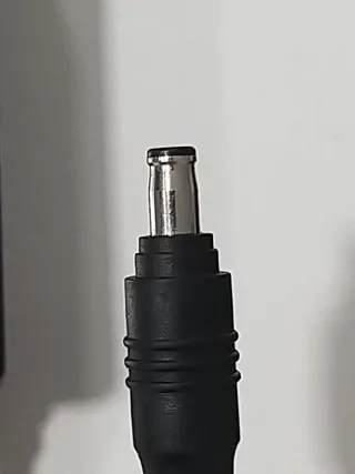 Cargador Delta Electronics ADP-40NH D