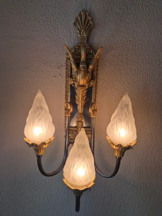 Lámparas de pared doradas con cristal