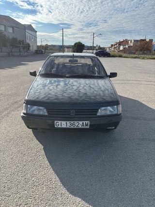 Peugeot 405 GRD TURBO
