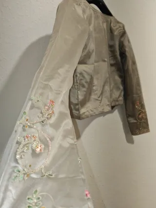 Chaqueta corta satinada estilo jubón M