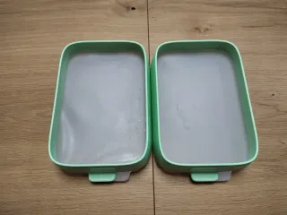 Set de dos unidades de fiambreras Lekue verdes