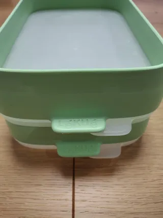 Set de dos unidades de fiambreras Lekue verdes