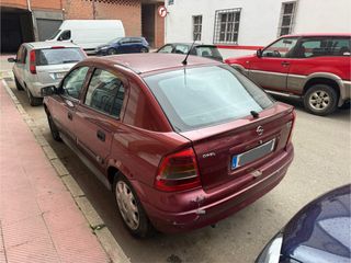 Opel Astra 2000
