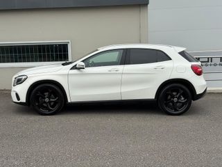 Mercedes-Benz GLA 200d 7G-Tronic