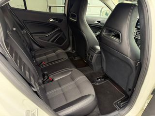 Mercedes-Benz GLA 200d 7G-Tronic