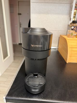 Cafetera Nespresso Vertuo Pop Negra