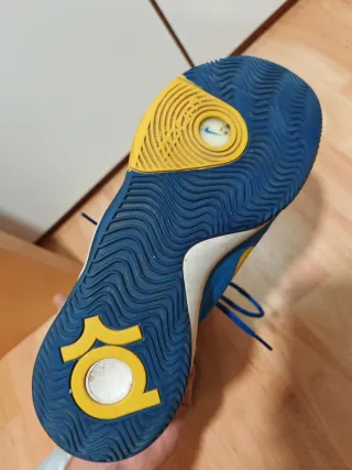 Nike Bambas Beige/Dorado