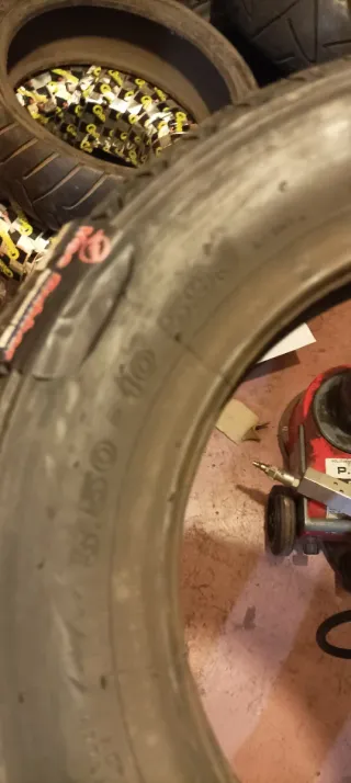 Pneumatico nuovo Vespa 3.50 R 10 Vee Rubber