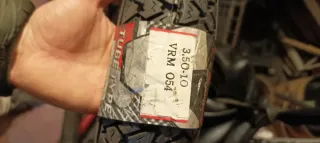 Pneumatico nuovo Vespa 3.50 R 10 Vee Rubber