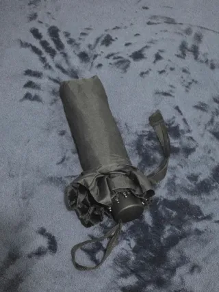 Paraguas negro compacto para bolso 15 cm