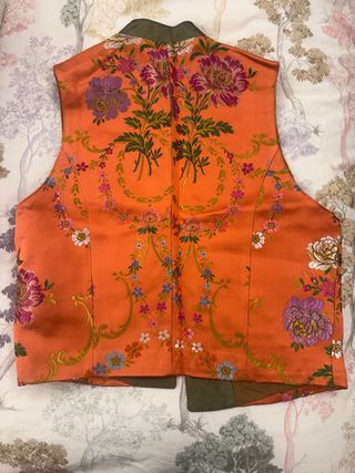 Chaleco fallero estampado