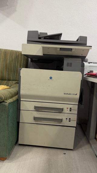 Impresora Konica Minolta Bizhub C250