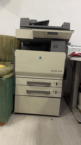 Impresora Konica Minolta Bizhub C250