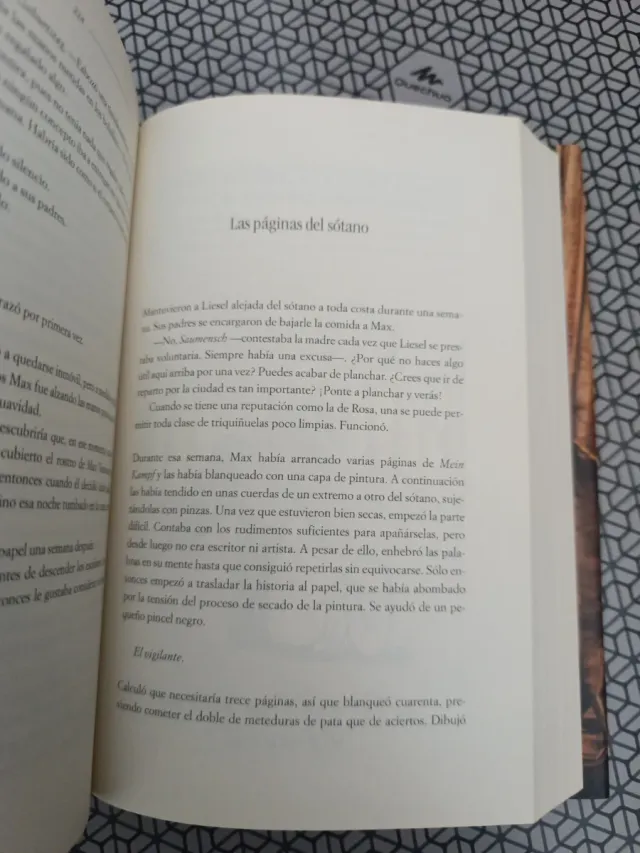 La ladrona de libros (Narrativa) (Spanish Edition)