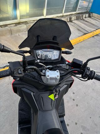 Aprilia SR GT 125 2024 - 9.821 km