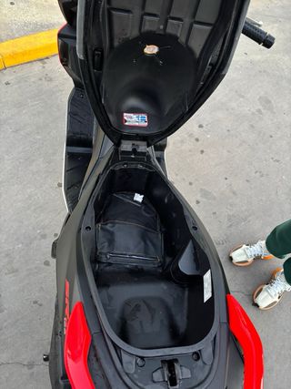 Aprilia SR GT 125 2024 - 9.821 km