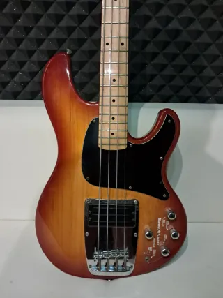 Bajo Ibanez ATK Series Japón
