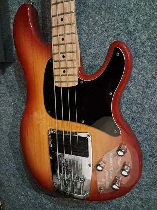 Bajo Ibanez ATK Series Japón