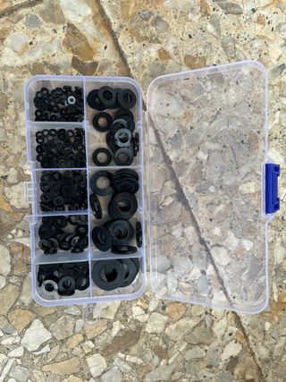 Arandelas de plástico negras